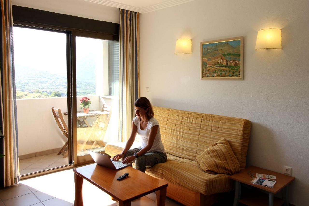 Apartamentos Serrella - Rural Guadalest Benimantell Eksteriør bilde